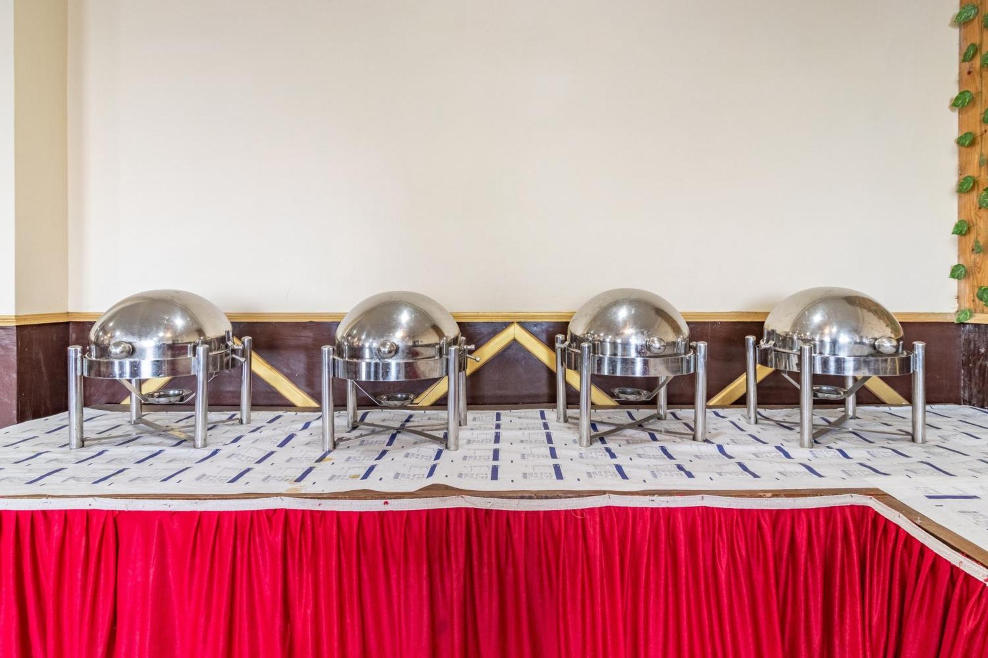 ホテル Treebo Shimla Ayurvedic Retreat クフリ エクステリア 写真