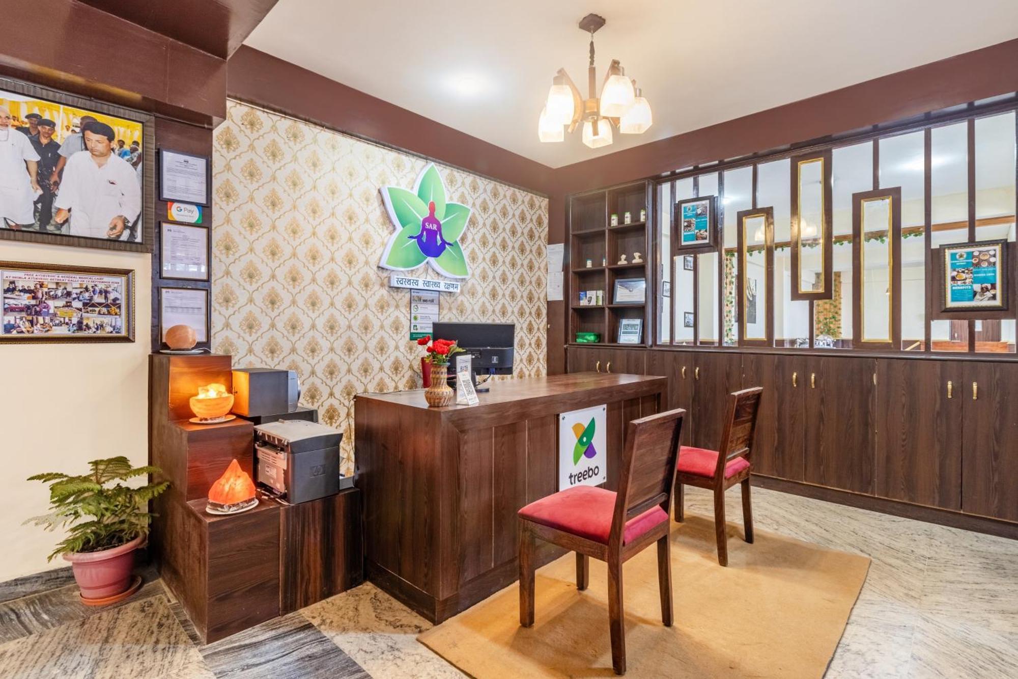 ホテル Treebo Shimla Ayurvedic Retreat クフリ エクステリア 写真