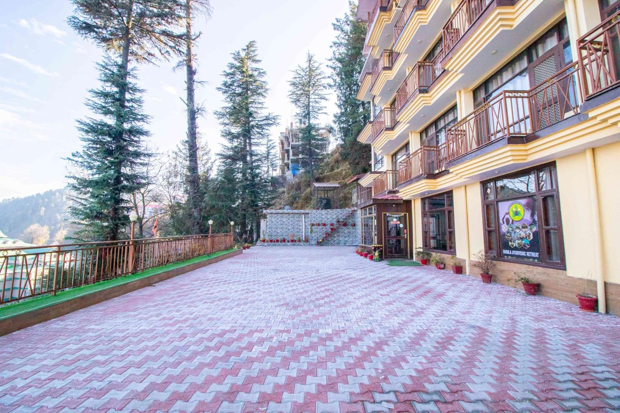 ホテル Treebo Shimla Ayurvedic Retreat クフリ エクステリア 写真