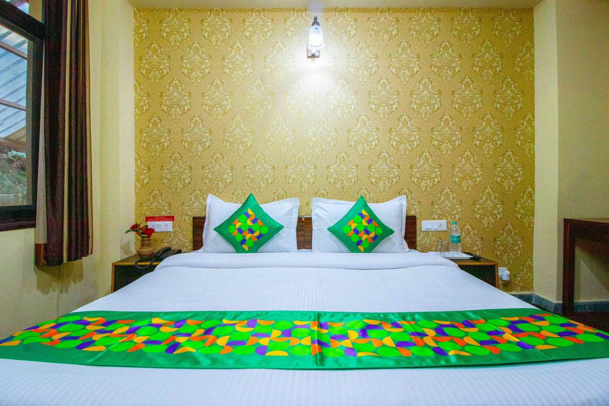 ホテル Treebo Shimla Ayurvedic Retreat クフリ エクステリア 写真
